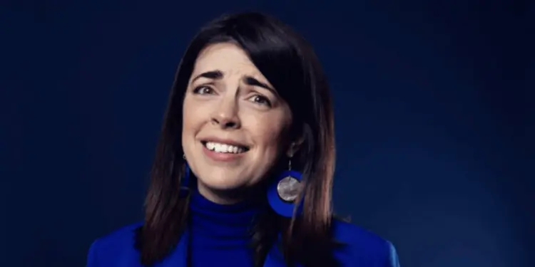 Edinburgh Review: Rosie Holt: That’s Politainment! at Pleasance Courtyard